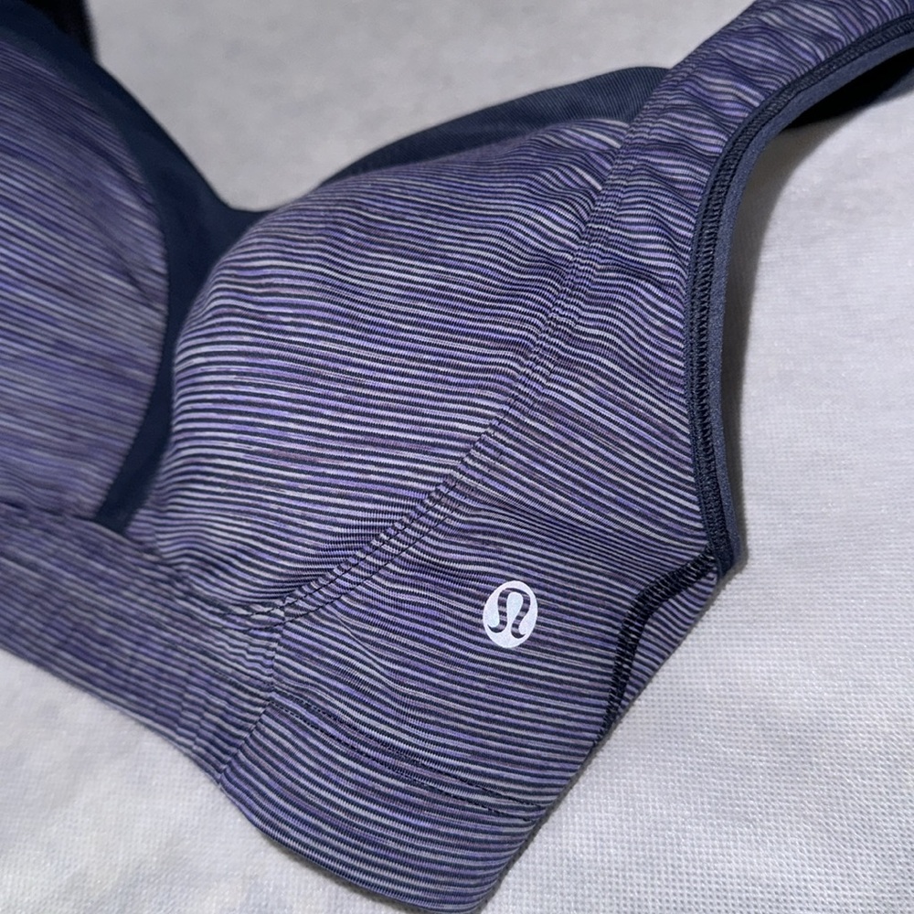 Lululemon Ta Ta Tamer sports bra 34D
